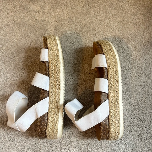 White Platform Sandals - Picture 3 of 5